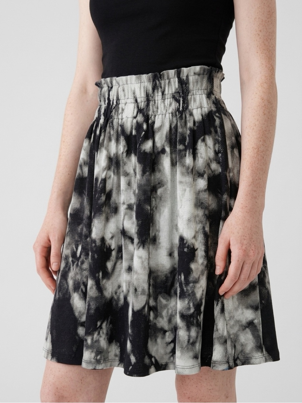 LuLaRoe Black & Grey Tie-Dye Sophia Paper Bag Waist Skirt Soft Grunge Vibes